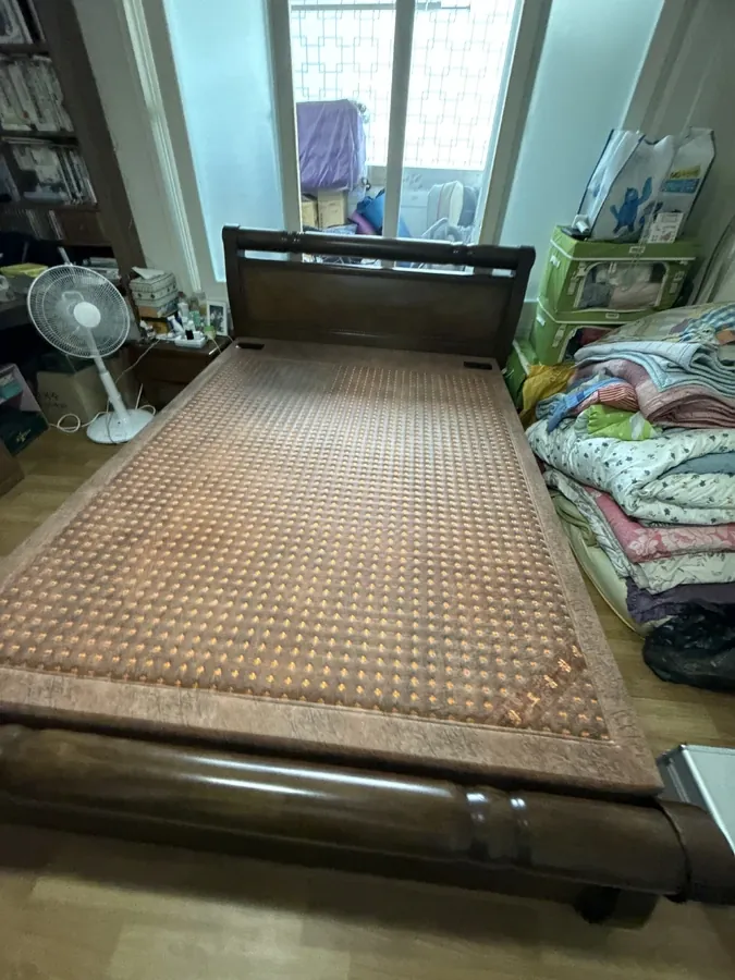 분당가구리폼 후 정리된 침대 프레임