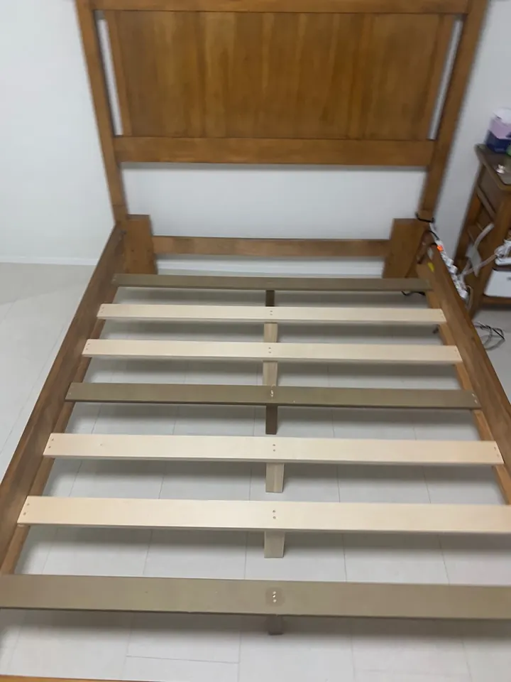 침대리폼 슬랫 3개로 되어 있던 침대 프레임